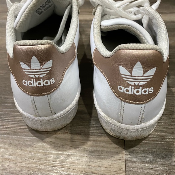Adidas - Picture 2 of 6